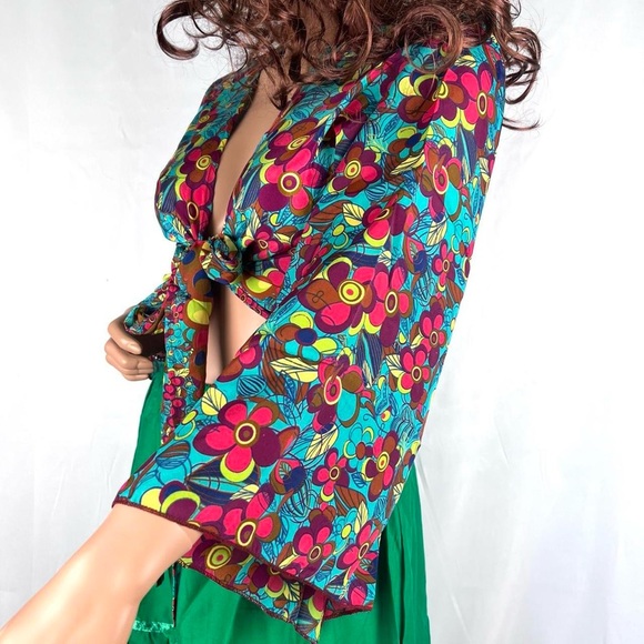 Open Front Tie Bell Sleeves Blouse - Picture 5 of 8